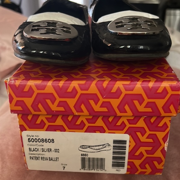 Tory Burch - Picture 2 of 4